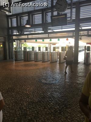 [P05] punct pentru validarea biletelor de tren catre Cascais » foto by indiralisa_26
 - 
<span class="allrVoted glyphicon glyphicon-heart hidden" id="av783583"></span>
<a class="m-l-10 hidden" id="sv783583" onclick="voting_Foto_DelVot(,783583,3414)" role="button">șterge vot <span class="glyphicon glyphicon-remove"></span></a>
<a id="v9783583" class=" c-red"  onclick="voting_Foto_SetVot(783583)" role="button"><span class="glyphicon glyphicon-heart-empty"></span> <b>LIKE</b> = Votează poza</a> <img class="hidden"  id="f783583W9" src="/imagini/loader.gif" border="0" /><span class="AjErrMes hidden" id="e783583ErM"></span>