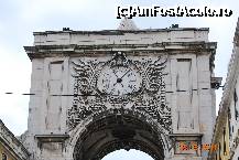 [P19] Baixa - Ceasul de pe Arcul de Triumf vazut doar de pe Rua Augusta » foto by deliutza27
 - 
<span class="allrVoted glyphicon glyphicon-heart hidden" id="av194352"></span>
<a class="m-l-10 hidden" id="sv194352" onclick="voting_Foto_DelVot(,194352,3414)" role="button">șterge vot <span class="glyphicon glyphicon-remove"></span></a>
<a id="v9194352" class=" c-red"  onclick="voting_Foto_SetVot(194352)" role="button"><span class="glyphicon glyphicon-heart-empty"></span> <b>LIKE</b> = Votează poza</a> <img class="hidden"  id="f194352W9" src="/imagini/loader.gif" border="0" /><span class="AjErrMes hidden" id="e194352ErM"></span>