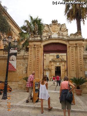 [P05] Mdina - Minunatele palate vechi de sute de ani,  » foto by iulianic
 - 
<span class="allrVoted glyphicon glyphicon-heart hidden" id="av578770"></span>
<a class="m-l-10 hidden" id="sv578770" onclick="voting_Foto_DelVot(,578770,3421)" role="button">șterge vot <span class="glyphicon glyphicon-remove"></span></a>
<a id="v9578770" class=" c-red"  onclick="voting_Foto_SetVot(578770)" role="button"><span class="glyphicon glyphicon-heart-empty"></span> <b>LIKE</b> = Votează poza</a> <img class="hidden"  id="f578770W9" src="/imagini/loader.gif" border="0" /><span class="AjErrMes hidden" id="e578770ErM"></span>