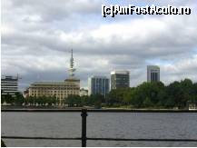 [P19] Turnul de televiziune din Hamburg se vede în depărtare » foto by ccalin10
 - 
<span class="allrVoted glyphicon glyphicon-heart hidden" id="av446469"></span>
<a class="m-l-10 hidden" id="sv446469" onclick="voting_Foto_DelVot(,446469,3449)" role="button">șterge vot <span class="glyphicon glyphicon-remove"></span></a>
<a id="v9446469" class=" c-red"  onclick="voting_Foto_SetVot(446469)" role="button"><span class="glyphicon glyphicon-heart-empty"></span> <b>LIKE</b> = Votează poza</a> <img class="hidden"  id="f446469W9" src="/imagini/loader.gif" border="0" /><span class="AjErrMes hidden" id="e446469ErM"></span>