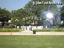 [P39] BEVERLY HILLS / la intrarea in Beverlly Hills, din b-dul Santa Monica » foto by grecudoina
 - 
<span class="allrVoted glyphicon glyphicon-heart hidden" id="av363093"></span>
<a class="m-l-10 hidden" id="sv363093" onclick="voting_Foto_DelVot(,363093,3459)" role="button">șterge vot <span class="glyphicon glyphicon-remove"></span></a>
<a id="v9363093" class=" c-red"  onclick="voting_Foto_SetVot(363093)" role="button"><span class="glyphicon glyphicon-heart-empty"></span> <b>LIKE</b> = Votează poza</a> <img class="hidden"  id="f363093W9" src="/imagini/loader.gif" border="0" /><span class="AjErrMes hidden" id="e363093ErM"></span>