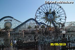 [P04] Paradise Pier cu roata mare si trenulet si cu lacul din care danseaza fantana dirijata de Guffy » foto by delia58
 - 
<span class="allrVoted glyphicon glyphicon-heart hidden" id="av518904"></span>
<a class="m-l-10 hidden" id="sv518904" onclick="voting_Foto_DelVot(,518904,3459)" role="button">șterge vot <span class="glyphicon glyphicon-remove"></span></a>
<a id="v9518904" class=" c-red"  onclick="voting_Foto_SetVot(518904)" role="button"><span class="glyphicon glyphicon-heart-empty"></span> <b>LIKE</b> = Votează poza</a> <img class="hidden"  id="f518904W9" src="/imagini/loader.gif" border="0" /><span class="AjErrMes hidden" id="e518904ErM"></span>