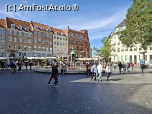 [P20] Copenhaga, Kultorvet - Piața Cărbunelui » foto by mprofeanu
 - 
<span class="allrVoted glyphicon glyphicon-heart hidden" id="av1506233"></span>
<a class="m-l-10 hidden" id="sv1506233" onclick="voting_Foto_DelVot(,1506233,3497)" role="button">șterge vot <span class="glyphicon glyphicon-remove"></span></a>
<a id="v91506233" class=" c-red"  onclick="voting_Foto_SetVot(1506233)" role="button"><span class="glyphicon glyphicon-heart-empty"></span> <b>LIKE</b> = Votează poza</a> <img class="hidden"  id="f1506233W9" src="/imagini/loader.gif" border="0" /><span class="AjErrMes hidden" id="e1506233ErM"></span>