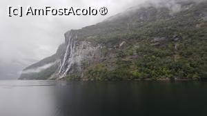 [P10] Croazieră pe fiordul Geiranger,Cascada Cele Șapte Surori » foto by elenaadina
 - 
<span class="allrVoted glyphicon glyphicon-heart hidden" id="av1543371"></span>
<a class="m-l-10 hidden" id="sv1543371" onclick="voting_Foto_DelVot(,1543371,3499)" role="button">șterge vot <span class="glyphicon glyphicon-remove"></span></a>
<a id="v91543371" class=" c-red"  onclick="voting_Foto_SetVot(1543371)" role="button"><span class="glyphicon glyphicon-heart-empty"></span> <b>LIKE</b> = Votează poza</a> <img class="hidden"  id="f1543371W9" src="/imagini/loader.gif" border="0" /><span class="AjErrMes hidden" id="e1543371ErM"></span>
