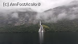 [P14] Croazieră pe fiordul Geiranger,Cascada Pețitorul » foto by elenaadina
 - 
<span class="allrVoted glyphicon glyphicon-heart hidden" id="av1543375"></span>
<a class="m-l-10 hidden" id="sv1543375" onclick="voting_Foto_DelVot(,1543375,3499)" role="button">șterge vot <span class="glyphicon glyphicon-remove"></span></a>
<a id="v91543375" class=" c-red"  onclick="voting_Foto_SetVot(1543375)" role="button"><span class="glyphicon glyphicon-heart-empty"></span> <b>LIKE</b> = Votează poza</a> <img class="hidden"  id="f1543375W9" src="/imagini/loader.gif" border="0" /><span class="AjErrMes hidden" id="e1543375ErM"></span>
