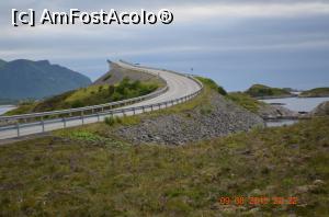 [P06] podul care nu duce nicăieri pe Drumul Atlanticului » foto by bucşa ioan*
 - 
<span class="allrVoted glyphicon glyphicon-heart hidden" id="av719258"></span>
<a class="m-l-10 hidden" id="sv719258" onclick="voting_Foto_DelVot(,719258,3499)" role="button">șterge vot <span class="glyphicon glyphicon-remove"></span></a>
<a id="v9719258" class=" c-red"  onclick="voting_Foto_SetVot(719258)" role="button"><span class="glyphicon glyphicon-heart-empty"></span> <b>LIKE</b> = Votează poza</a> <img class="hidden"  id="f719258W9" src="/imagini/loader.gif" border="0" /><span class="AjErrMes hidden" id="e719258ErM"></span>