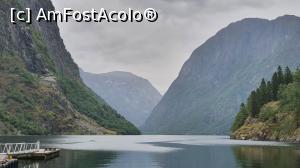 [P52] Fiordul vazut din Flam » foto by scoty
 - 
<span class="allrVoted glyphicon glyphicon-heart hidden" id="av1285073"></span>
<a class="m-l-10 hidden" id="sv1285073" onclick="voting_Foto_DelVot(,1285073,3499)" role="button">șterge vot <span class="glyphicon glyphicon-remove"></span></a>
<a id="v91285073" class=" c-red"  onclick="voting_Foto_SetVot(1285073)" role="button"><span class="glyphicon glyphicon-heart-empty"></span> <b>LIKE</b> = Votează poza</a> <img class="hidden"  id="f1285073W9" src="/imagini/loader.gif" border="0" /><span class="AjErrMes hidden" id="e1285073ErM"></span>