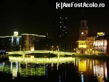 [P03] Seara în Shanghai » foto by badge®
 - 
<span class="allrVoted glyphicon glyphicon-heart hidden" id="av168462"></span>
<a class="m-l-10 hidden" id="sv168462" onclick="voting_Foto_DelVot(,168462,3501)" role="button">șterge vot <span class="glyphicon glyphicon-remove"></span></a>
<a id="v9168462" class=" c-red"  onclick="voting_Foto_SetVot(168462)" role="button"><span class="glyphicon glyphicon-heart-empty"></span> <b>LIKE</b> = Votează poza</a> <img class="hidden"  id="f168462W9" src="/imagini/loader.gif" border="0" /><span class="AjErrMes hidden" id="e168462ErM"></span>