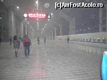 [P02] Gara din Luoyang,tren pe linie magnetica,cu care am parcurs distanta de 400 km.in 1,30h,atingand vit. intre statii de 350 km/h » foto by grecudoina
 - 
<span class="allrVoted glyphicon glyphicon-heart hidden" id="av308964"></span>
<a class="m-l-10 hidden" id="sv308964" onclick="voting_Foto_DelVot(,308964,3501)" role="button">șterge vot <span class="glyphicon glyphicon-remove"></span></a>
<a id="v9308964" class=" c-red"  onclick="voting_Foto_SetVot(308964)" role="button"><span class="glyphicon glyphicon-heart-empty"></span> <b>LIKE</b> = Votează poza</a> <img class="hidden"  id="f308964W9" src="/imagini/loader.gif" border="0" /><span class="AjErrMes hidden" id="e308964ErM"></span>