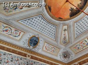 [P59] Tavanul superb din sala dei vulcani. » foto by maryka
 - 
<span class="allrVoted glyphicon glyphicon-heart hidden" id="av1335660"></span>
<a class="m-l-10 hidden" id="sv1335660" onclick="voting_Foto_DelVot(,1335660,3509)" role="button">șterge vot <span class="glyphicon glyphicon-remove"></span></a>
<a id="v91335660" class=" c-red"  onclick="voting_Foto_SetVot(1335660)" role="button"><span class="glyphicon glyphicon-heart-empty"></span> <b>LIKE</b> = Votează poza</a> <img class="hidden"  id="f1335660W9" src="/imagini/loader.gif" border="0" /><span class="AjErrMes hidden" id="e1335660ErM"></span>