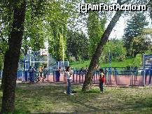 [P04] Terenul de sport modern, facut pe locul multor copaci si tufe din Parcul Circului » foto by ileanaxperta*
 - 
<span class="allrVoted glyphicon glyphicon-heart hidden" id="av67505"></span>
<a class="m-l-10 hidden" id="sv67505" onclick="voting_Foto_DelVot(,67505,3511)" role="button">șterge vot <span class="glyphicon glyphicon-remove"></span></a>
<a id="v967505" class=" c-red"  onclick="voting_Foto_SetVot(67505)" role="button"><span class="glyphicon glyphicon-heart-empty"></span> <b>LIKE</b> = Votează poza</a> <img class="hidden"  id="f67505W9" src="/imagini/loader.gif" border="0" /><span class="AjErrMes hidden" id="e67505ErM"></span>