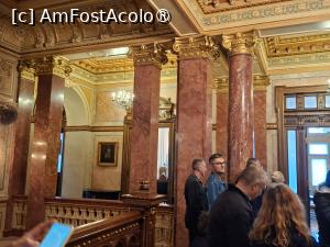[P18] București, Palatul Ghica Victoria, Holul de la etaj cu coloane » foto by mprofeanu
 - 
<span class="allrVoted glyphicon glyphicon-heart hidden" id="av1549531"></span>
<a class="m-l-10 hidden" id="sv1549531" onclick="voting_Foto_DelVot(,1549531,3511)" role="button">șterge vot <span class="glyphicon glyphicon-remove"></span></a>
<a id="v91549531" class=" c-red"  onclick="voting_Foto_SetVot(1549531)" role="button"><span class="glyphicon glyphicon-heart-empty"></span> <b>LIKE</b> = Votează poza</a> <img class="hidden"  id="f1549531W9" src="/imagini/loader.gif" border="0" /><span class="AjErrMes hidden" id="e1549531ErM"></span>