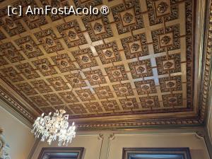 [P39] București, Palatul Ghica Victoria, Salonul Chinezesc, tavanul » foto by mprofeanu
 - 
<span class="allrVoted glyphicon glyphicon-heart hidden" id="av1549552"></span>
<a class="m-l-10 hidden" id="sv1549552" onclick="voting_Foto_DelVot(,1549552,3511)" role="button">șterge vot <span class="glyphicon glyphicon-remove"></span></a>
<a id="v91549552" class=" c-red"  onclick="voting_Foto_SetVot(1549552)" role="button"><span class="glyphicon glyphicon-heart-empty"></span> <b>LIKE</b> = Votează poza</a> <img class="hidden"  id="f1549552W9" src="/imagini/loader.gif" border="0" /><span class="AjErrMes hidden" id="e1549552ErM"></span>