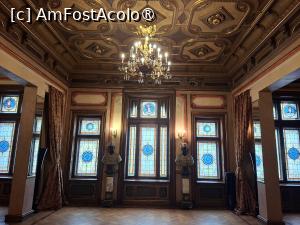 [P48] București, Palatul Ghica Victoria, Salonul mare cu superbe vitralii » foto by mprofeanu
 - 
<span class="allrVoted glyphicon glyphicon-heart hidden" id="av1549561"></span>
<a class="m-l-10 hidden" id="sv1549561" onclick="voting_Foto_DelVot(,1549561,3511)" role="button">șterge vot <span class="glyphicon glyphicon-remove"></span></a>
<a id="v91549561" class=" c-red"  onclick="voting_Foto_SetVot(1549561)" role="button"><span class="glyphicon glyphicon-heart-empty"></span> <b>LIKE</b> = Votează poza</a> <img class="hidden"  id="f1549561W9" src="/imagini/loader.gif" border="0" /><span class="AjErrMes hidden" id="e1549561ErM"></span>