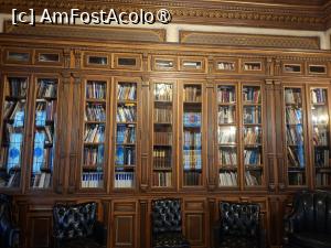 [P50] București, Palatul Ghica Victoria, Biblioteca » foto by mprofeanu
 - 
<span class="allrVoted glyphicon glyphicon-heart hidden" id="av1549563"></span>
<a class="m-l-10 hidden" id="sv1549563" onclick="voting_Foto_DelVot(,1549563,3511)" role="button">șterge vot <span class="glyphicon glyphicon-remove"></span></a>
<a id="v91549563" class=" c-red"  onclick="voting_Foto_SetVot(1549563)" role="button"><span class="glyphicon glyphicon-heart-empty"></span> <b>LIKE</b> = Votează poza</a> <img class="hidden"  id="f1549563W9" src="/imagini/loader.gif" border="0" /><span class="AjErrMes hidden" id="e1549563ErM"></span>