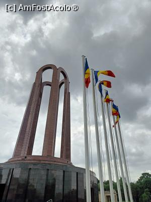 [P12] Memorialul Eroilor Neamului - fostul Mausoleu comunist. » foto by tata123 🔱
 - 
<span class="allrVoted glyphicon glyphicon-heart hidden" id="av1532267"></span>
<a class="m-l-10 hidden" id="sv1532267" onclick="voting_Foto_DelVot(,1532267,3511)" role="button">șterge vot <span class="glyphicon glyphicon-remove"></span></a>
<a id="v91532267" class=" c-red"  onclick="voting_Foto_SetVot(1532267)" role="button"><span class="glyphicon glyphicon-heart-empty"></span> <b>LIKE</b> = Votează poza</a> <img class="hidden"  id="f1532267W9" src="/imagini/loader.gif" border="0" /><span class="AjErrMes hidden" id="e1532267ErM"></span>