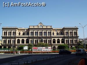 [P41] Stazione Centrale din Palermo. Am ajuns un pic înainte de ora plecării autobuzului » foto by irinad
 - 
<span class="allrVoted glyphicon glyphicon-heart hidden" id="av887330"></span>
<a class="m-l-10 hidden" id="sv887330" onclick="voting_Foto_DelVot(,887330,3527)" role="button">șterge vot <span class="glyphicon glyphicon-remove"></span></a>
<a id="v9887330" class=" c-red"  onclick="voting_Foto_SetVot(887330)" role="button"><span class="glyphicon glyphicon-heart-empty"></span> <b>LIKE</b> = Votează poza</a> <img class="hidden"  id="f887330W9" src="/imagini/loader.gif" border="0" /><span class="AjErrMes hidden" id="e887330ErM"></span>