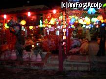 [P25] Seara prin centrul Sharm-ului, in Naama Bay. » foto by presario
 - 
<span class="allrVoted glyphicon glyphicon-heart hidden" id="av136166"></span>
<a class="m-l-10 hidden" id="sv136166" onclick="voting_Foto_DelVot(,136166,3529)" role="button">șterge vot <span class="glyphicon glyphicon-remove"></span></a>
<a id="v9136166" class=" c-red"  onclick="voting_Foto_SetVot(136166)" role="button"><span class="glyphicon glyphicon-heart-empty"></span> <b>LIKE</b> = Votează poza</a> <img class="hidden"  id="f136166W9" src="/imagini/loader.gif" border="0" /><span class="AjErrMes hidden" id="e136166ErM"></span>