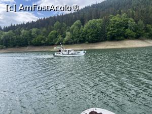 [P05] Lacul Izvorul Muntelui. Vaporul ROMSILVA, care face și el curse » foto by Yersinia Pestis
 - 
<span class="allrVoted glyphicon glyphicon-heart hidden" id="av1531172"></span>
<a class="m-l-10 hidden" id="sv1531172" onclick="voting_Foto_DelVot(,1531172,3531)" role="button">șterge vot <span class="glyphicon glyphicon-remove"></span></a>
<a id="v91531172" class=" c-red"  onclick="voting_Foto_SetVot(1531172)" role="button"><span class="glyphicon glyphicon-heart-empty"></span> <b>LIKE</b> = Votează poza</a> <img class="hidden"  id="f1531172W9" src="/imagini/loader.gif" border="0" /><span class="AjErrMes hidden" id="e1531172ErM"></span>