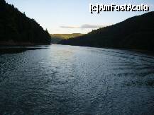 [P11] Apele lacului încearcă să se ascundă şi ele printre păduri. » foto by corinka
 - 
<span class="allrVoted glyphicon glyphicon-heart hidden" id="av121507"></span>
<a class="m-l-10 hidden" id="sv121507" onclick="voting_Foto_DelVot(,121507,3531)" role="button">șterge vot <span class="glyphicon glyphicon-remove"></span></a>
<a id="v9121507" class=" c-red"  onclick="voting_Foto_SetVot(121507)" role="button"><span class="glyphicon glyphicon-heart-empty"></span> <b>LIKE</b> = Votează poza</a> <img class="hidden"  id="f121507W9" src="/imagini/loader.gif" border="0" /><span class="AjErrMes hidden" id="e121507ErM"></span>