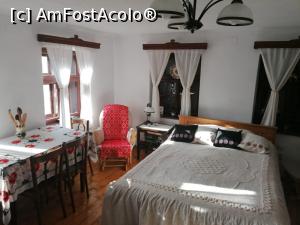 [P12] Pensiunea Porumbacu 381- Casa de Oaspeti Faini » foto by CatalinaTT
 - 
<span class="allrVoted glyphicon glyphicon-heart hidden" id="av1379568"></span>
<a class="m-l-10 hidden" id="sv1379568" onclick="voting_Foto_DelVot(,1379568,3541)" role="button">șterge vot <span class="glyphicon glyphicon-remove"></span></a>
<a id="v91379568" class=" c-red"  onclick="voting_Foto_SetVot(1379568)" role="button"><span class="glyphicon glyphicon-heart-empty"></span> <b>LIKE</b> = Votează poza</a> <img class="hidden"  id="f1379568W9" src="/imagini/loader.gif" border="0" /><span class="AjErrMes hidden" id="e1379568ErM"></span>