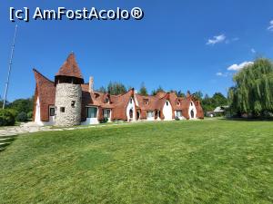 [P18] Castelul de lut, Valea Zanelor, Porumbacu » foto by CatalinaTT
 - 
<span class="allrVoted glyphicon glyphicon-heart hidden" id="av1379574"></span>
<a class="m-l-10 hidden" id="sv1379574" onclick="voting_Foto_DelVot(,1379574,3541)" role="button">șterge vot <span class="glyphicon glyphicon-remove"></span></a>
<a id="v91379574" class=" c-red"  onclick="voting_Foto_SetVot(1379574)" role="button"><span class="glyphicon glyphicon-heart-empty"></span> <b>LIKE</b> = Votează poza</a> <img class="hidden"  id="f1379574W9" src="/imagini/loader.gif" border="0" /><span class="AjErrMes hidden" id="e1379574ErM"></span>