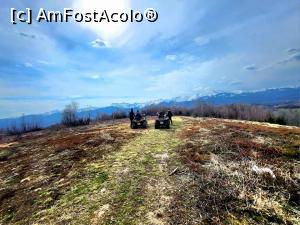 [P03] Vedere spre muntii Fagaras, im tura cu ATV-ul » foto by CatalinaTT
 - 
<span class="allrVoted glyphicon glyphicon-heart hidden" id="av1379559"></span>
<a class="m-l-10 hidden" id="sv1379559" onclick="voting_Foto_DelVot(,1379559,3541)" role="button">șterge vot <span class="glyphicon glyphicon-remove"></span></a>
<a id="v91379559" class=" c-red"  onclick="voting_Foto_SetVot(1379559)" role="button"><span class="glyphicon glyphicon-heart-empty"></span> <b>LIKE</b> = Votează poza</a> <img class="hidden"  id="f1379559W9" src="/imagini/loader.gif" border="0" /><span class="AjErrMes hidden" id="e1379559ErM"></span>
