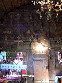 [P23] Biserica de lemn din Bradet » foto by cristinadumitru*
 - 
<span class="allrVoted glyphicon glyphicon-heart hidden" id="av21118"></span>
<a class="m-l-10 hidden" id="sv21118" onclick="voting_Foto_DelVot(,21118,3541)" role="button">șterge vot <span class="glyphicon glyphicon-remove"></span></a>
<a id="v921118" class=" c-red"  onclick="voting_Foto_SetVot(21118)" role="button"><span class="glyphicon glyphicon-heart-empty"></span> <b>LIKE</b> = Votează poza</a> <img class="hidden"  id="f21118W9" src="/imagini/loader.gif" border="0" /><span class="AjErrMes hidden" id="e21118ErM"></span>