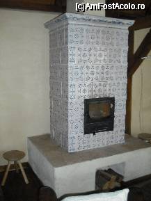 [P17] soba de teracota cu cahle lucrate si pictate manual » foto by geni
 - 
<span class="allrVoted glyphicon glyphicon-heart hidden" id="av71581"></span>
<a class="m-l-10 hidden" id="sv71581" onclick="voting_Foto_DelVot(,71581,3541)" role="button">șterge vot <span class="glyphicon glyphicon-remove"></span></a>
<a id="v971581" class=" c-red"  onclick="voting_Foto_SetVot(71581)" role="button"><span class="glyphicon glyphicon-heart-empty"></span> <b>LIKE</b> = Votează poza</a> <img class="hidden"  id="f71581W9" src="/imagini/loader.gif" border="0" /><span class="AjErrMes hidden" id="e71581ErM"></span>