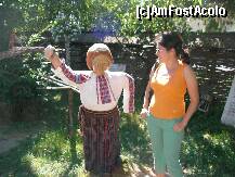 [P04] Eu si Matusa Marioara. Eu nu furam cirese :) » foto by cris1982
 - 
<span class="allrVoted glyphicon glyphicon-heart hidden" id="av128273"></span>
<a class="m-l-10 hidden" id="sv128273" onclick="voting_Foto_DelVot(,128273,3571)" role="button">șterge vot <span class="glyphicon glyphicon-remove"></span></a>
<a id="v9128273" class=" c-red"  onclick="voting_Foto_SetVot(128273)" role="button"><span class="glyphicon glyphicon-heart-empty"></span> <b>LIKE</b> = Votează poza</a> <img class="hidden"  id="f128273W9" src="/imagini/loader.gif" border="0" /><span class="AjErrMes hidden" id="e128273ErM"></span>