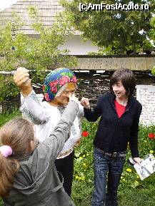 [P09] La cirese - matusa Marioara » foto by Valentina69
 - 
<span class="allrVoted glyphicon glyphicon-heart hidden" id="av44096"></span>
<a class="m-l-10 hidden" id="sv44096" onclick="voting_Foto_DelVot(,44096,3571)" role="button">șterge vot <span class="glyphicon glyphicon-remove"></span></a>
<a id="v944096" class=" c-red"  onclick="voting_Foto_SetVot(44096)" role="button"><span class="glyphicon glyphicon-heart-empty"></span> <b>LIKE</b> = Votează poza</a> <img class="hidden"  id="f44096W9" src="/imagini/loader.gif" border="0" /><span class="AjErrMes hidden" id="e44096ErM"></span>