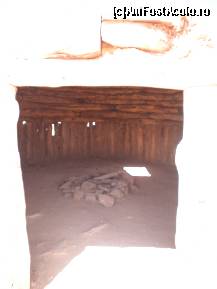 [P06] pietrele din interiorul colibei » foto by grecudoina
 - 
<span class="allrVoted glyphicon glyphicon-heart hidden" id="av357044"></span>
<a class="m-l-10 hidden" id="sv357044" onclick="voting_Foto_DelVot(,357044,3574)" role="button">șterge vot <span class="glyphicon glyphicon-remove"></span></a>
<a id="v9357044" class=" c-red"  onclick="voting_Foto_SetVot(357044)" role="button"><span class="glyphicon glyphicon-heart-empty"></span> <b>LIKE</b> = Votează poza</a> <img class="hidden"  id="f357044W9" src="/imagini/loader.gif" border="0" /><span class="AjErrMes hidden" id="e357044ErM"></span>