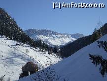 [P09] In departare muntii Bucegi » foto by crima
 - 
<span class="allrVoted glyphicon glyphicon-heart hidden" id="av22196"></span>
<a class="m-l-10 hidden" id="sv22196" onclick="voting_Foto_DelVot(,22196,3581)" role="button">șterge vot <span class="glyphicon glyphicon-remove"></span></a>
<a id="v922196" class=" c-red"  onclick="voting_Foto_SetVot(22196)" role="button"><span class="glyphicon glyphicon-heart-empty"></span> <b>LIKE</b> = Votează poza</a> <img class="hidden"  id="f22196W9" src="/imagini/loader.gif" border="0" /><span class="AjErrMes hidden" id="e22196ErM"></span>