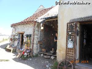 [P18] La Cetatea Râşnov - Casele medievale transformate în prăvălii.  » foto by iulianic
 - 
<span class="allrVoted glyphicon glyphicon-heart hidden" id="av540864"></span>
<a class="m-l-10 hidden" id="sv540864" onclick="voting_Foto_DelVot(,540864,3588)" role="button">șterge vot <span class="glyphicon glyphicon-remove"></span></a>
<a id="v9540864" class=" c-red"  onclick="voting_Foto_SetVot(540864)" role="button"><span class="glyphicon glyphicon-heart-empty"></span> <b>LIKE</b> = Votează poza</a> <img class="hidden"  id="f540864W9" src="/imagini/loader.gif" border="0" /><span class="AjErrMes hidden" id="e540864ErM"></span>