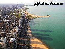 [P15] Linia tarmului lacului Michigan. Vazuta din JHO ziua...  » foto by MCM
 - 
<span class="allrVoted glyphicon glyphicon-heart hidden" id="av390106"></span>
<a class="m-l-10 hidden" id="sv390106" onclick="voting_Foto_DelVot(,390106,3589)" role="button">șterge vot <span class="glyphicon glyphicon-remove"></span></a>
<a id="v9390106" class=" c-red"  onclick="voting_Foto_SetVot(390106)" role="button"><span class="glyphicon glyphicon-heart-empty"></span> <b>LIKE</b> = Votează poza</a> <img class="hidden"  id="f390106W9" src="/imagini/loader.gif" border="0" /><span class="AjErrMes hidden" id="e390106ErM"></span>