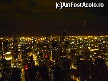 [P20] Uitati-va ce frumusete. Zgarie norul cu cele 2 cornite roz este Willis Tower. Celalat din stanga lui este Trump Tower, iar cel din stanga extrema este Aon Center » foto by MCM
 - 
<span class="allrVoted glyphicon glyphicon-heart hidden" id="av390111"></span>
<a class="m-l-10 hidden" id="sv390111" onclick="voting_Foto_DelVot(,390111,3589)" role="button">șterge vot <span class="glyphicon glyphicon-remove"></span></a>
<a id="v9390111" class=" c-red"  onclick="voting_Foto_SetVot(390111)" role="button"><span class="glyphicon glyphicon-heart-empty"></span> <b>LIKE</b> = Votează poza</a> <img class="hidden"  id="f390111W9" src="/imagini/loader.gif" border="0" /><span class="AjErrMes hidden" id="e390111ErM"></span>
