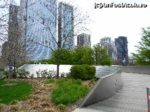 [P15] Din Great Lawn poti urca pe BP Bridge. Cum va spuneam placi de otel si lemn » foto by MCM
 - 
<span class="allrVoted glyphicon glyphicon-heart hidden" id="av390171"></span>
<a class="m-l-10 hidden" id="sv390171" onclick="voting_Foto_DelVot(,390171,3589)" role="button">șterge vot <span class="glyphicon glyphicon-remove"></span></a>
<a id="v9390171" class=" c-red"  onclick="voting_Foto_SetVot(390171)" role="button"><span class="glyphicon glyphicon-heart-empty"></span> <b>LIKE</b> = Votează poza</a> <img class="hidden"  id="f390171W9" src="/imagini/loader.gif" border="0" /><span class="AjErrMes hidden" id="e390171ErM"></span>