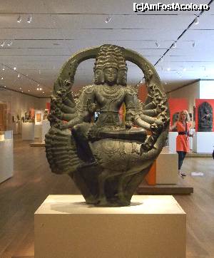 [P24] Arta indiana - Karttikeya, god of war, seated on a peacock » foto by MCM
 - 
<span class="allrVoted glyphicon glyphicon-heart hidden" id="av390180"></span>
<a class="m-l-10 hidden" id="sv390180" onclick="voting_Foto_DelVot(,390180,3589)" role="button">șterge vot <span class="glyphicon glyphicon-remove"></span></a>
<a id="v9390180" class=" c-red"  onclick="voting_Foto_SetVot(390180)" role="button"><span class="glyphicon glyphicon-heart-empty"></span> <b>LIKE</b> = Votează poza</a> <img class="hidden"  id="f390180W9" src="/imagini/loader.gif" border="0" /><span class="AjErrMes hidden" id="e390180ErM"></span>