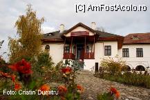 [P07] Muzeul de Arta Religioasa (fosta Scoala de Misionare  Regina Maria) de la Valenii de Munte » foto by cristinadumitru*
 - 
<span class="allrVoted glyphicon glyphicon-heart hidden" id="av22500"></span>
<a class="m-l-10 hidden" id="sv22500" onclick="voting_Foto_DelVot(,22500,3607)" role="button">șterge vot <span class="glyphicon glyphicon-remove"></span></a>
<a id="v922500" class=" c-red"  onclick="voting_Foto_SetVot(22500)" role="button"><span class="glyphicon glyphicon-heart-empty"></span> <b>LIKE</b> = Votează poza</a> <img class="hidden"  id="f22500W9" src="/imagini/loader.gif" border="0" /><span class="AjErrMes hidden" id="e22500ErM"></span>