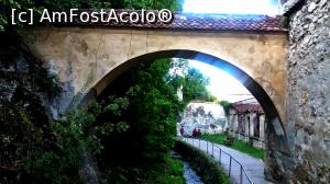 [P09] Strada de sub ziduri » foto by noi doi
 - 
<span class="allrVoted glyphicon glyphicon-heart hidden" id="av773902"></span>
<a class="m-l-10 hidden" id="sv773902" onclick="voting_Foto_DelVot(,773902,3615)" role="button">șterge vot <span class="glyphicon glyphicon-remove"></span></a>
<a id="v9773902" class=" c-red"  onclick="voting_Foto_SetVot(773902)" role="button"><span class="glyphicon glyphicon-heart-empty"></span> <b>LIKE</b> = Votează poza</a> <img class="hidden"  id="f773902W9" src="/imagini/loader.gif" border="0" /><span class="AjErrMes hidden" id="e773902ErM"></span>