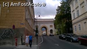 [P38] Strada Poarta Schei.  » foto by maryka
 - 
<span class="allrVoted glyphicon glyphicon-heart hidden" id="av773647"></span>
<a class="m-l-10 hidden" id="sv773647" onclick="voting_Foto_DelVot(,773647,3615)" role="button">șterge vot <span class="glyphicon glyphicon-remove"></span></a>
<a id="v9773647" class=" c-red"  onclick="voting_Foto_SetVot(773647)" role="button"><span class="glyphicon glyphicon-heart-empty"></span> <b>LIKE</b> = Votează poza</a> <img class="hidden"  id="f773647W9" src="/imagini/loader.gif" border="0" /><span class="AjErrMes hidden" id="e773647ErM"></span>