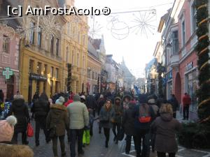 [P14] Dupa defilare, strada Republicii, se umple de lume.  » foto by dorgo
 - 
<span class="allrVoted glyphicon glyphicon-heart hidden" id="av1048488"></span>
<a class="m-l-10 hidden" id="sv1048488" onclick="voting_Foto_DelVot(,1048488,3615)" role="button">șterge vot <span class="glyphicon glyphicon-remove"></span></a>
<a id="v91048488" class=" c-red"  onclick="voting_Foto_SetVot(1048488)" role="button"><span class="glyphicon glyphicon-heart-empty"></span> <b>LIKE</b> = Votează poza</a> <img class="hidden"  id="f1048488W9" src="/imagini/loader.gif" border="0" /><span class="AjErrMes hidden" id="e1048488ErM"></span>