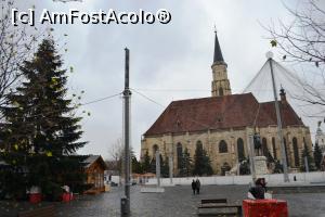 [P23] Iată și bradul amplasat în piață » foto by AZE
 - 
<span class="allrVoted glyphicon glyphicon-heart hidden" id="av927302"></span>
<a class="m-l-10 hidden" id="sv927302" onclick="voting_Foto_DelVot(,927302,3623)" role="button">șterge vot <span class="glyphicon glyphicon-remove"></span></a>
<a id="v9927302" class=" c-red"  onclick="voting_Foto_SetVot(927302)" role="button"><span class="glyphicon glyphicon-heart-empty"></span> <b>LIKE</b> = Votează poza</a> <img class="hidden"  id="f927302W9" src="/imagini/loader.gif" border="0" /><span class="AjErrMes hidden" id="e927302ErM"></span>