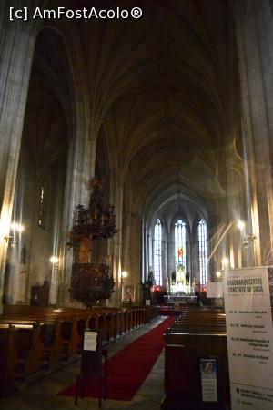 [P27] Interior Sf Mihail Cluj » foto by AZE
 - 
<span class="allrVoted glyphicon glyphicon-heart hidden" id="av927306"></span>
<a class="m-l-10 hidden" id="sv927306" onclick="voting_Foto_DelVot(,927306,3623)" role="button">șterge vot <span class="glyphicon glyphicon-remove"></span></a>
<a id="v9927306" class=" c-red"  onclick="voting_Foto_SetVot(927306)" role="button"><span class="glyphicon glyphicon-heart-empty"></span> <b>LIKE</b> = Votează poza</a> <img class="hidden"  id="f927306W9" src="/imagini/loader.gif" border="0" /><span class="AjErrMes hidden" id="e927306ErM"></span>