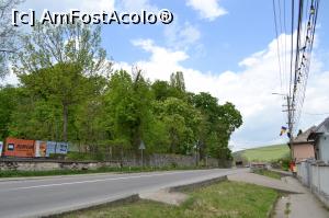 [P16] Asa se vede parcul castelului din drum » foto by AZE
 - 
<span class="allrVoted glyphicon glyphicon-heart hidden" id="av963750"></span>
<a class="m-l-10 hidden" id="sv963750" onclick="voting_Foto_DelVot(,963750,3623)" role="button">șterge vot <span class="glyphicon glyphicon-remove"></span></a>
<a id="v9963750" class=" c-red"  onclick="voting_Foto_SetVot(963750)" role="button"><span class="glyphicon glyphicon-heart-empty"></span> <b>LIKE</b> = Votează poza</a> <img class="hidden"  id="f963750W9" src="/imagini/loader.gif" border="0" /><span class="AjErrMes hidden" id="e963750ErM"></span>