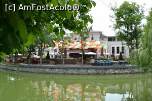 [P31] Carousel-partea opusă cu restaurantul Chios » foto by AZE
 - 
<span class="allrVoted glyphicon glyphicon-heart hidden" id="av1010283"></span>
<a class="m-l-10 hidden" id="sv1010283" onclick="voting_Foto_DelVot(,1010283,3623)" role="button">șterge vot <span class="glyphicon glyphicon-remove"></span></a>
<a id="v91010283" class=" c-red"  onclick="voting_Foto_SetVot(1010283)" role="button"><span class="glyphicon glyphicon-heart-empty"></span> <b>LIKE</b> = Votează poza</a> <img class="hidden"  id="f1010283W9" src="/imagini/loader.gif" border="0" /><span class="AjErrMes hidden" id="e1010283ErM"></span>