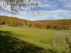 [P34] Și terenul de fotbal » foto by crismis
 - 
<span class="allrVoted glyphicon glyphicon-heart hidden" id="av812920"></span>
<a class="m-l-10 hidden" id="sv812920" onclick="voting_Foto_DelVot(,812920,3623)" role="button">șterge vot <span class="glyphicon glyphicon-remove"></span></a>
<a id="v9812920" class=" c-red"  onclick="voting_Foto_SetVot(812920)" role="button"><span class="glyphicon glyphicon-heart-empty"></span> <b>LIKE</b> = Votează poza</a> <img class="hidden"  id="f812920W9" src="/imagini/loader.gif" border="0" /><span class="AjErrMes hidden" id="e812920ErM"></span>