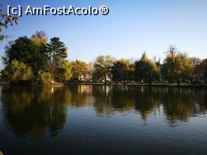 [P10] Reflecții de toamnă în Parcul Central » foto by crismis
 - 
<span class="allrVoted glyphicon glyphicon-heart hidden" id="av1030417"></span>
<a class="m-l-10 hidden" id="sv1030417" onclick="voting_Foto_DelVot(,1030417,3623)" role="button">șterge vot <span class="glyphicon glyphicon-remove"></span></a>
<a id="v91030417" class=" c-red"  onclick="voting_Foto_SetVot(1030417)" role="button"><span class="glyphicon glyphicon-heart-empty"></span> <b>LIKE</b> = Votează poza</a> <img class="hidden"  id="f1030417W9" src="/imagini/loader.gif" border="0" /><span class="AjErrMes hidden" id="e1030417ErM"></span>