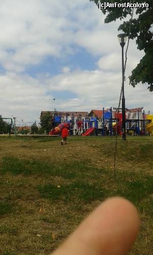 [P08] loc de joaca la hotel Belvedere » foto by anabella1
 - 
<span class="allrVoted glyphicon glyphicon-heart hidden" id="av660434"></span>
<a class="m-l-10 hidden" id="sv660434" onclick="voting_Foto_DelVot(,660434,3623)" role="button">șterge vot <span class="glyphicon glyphicon-remove"></span></a>
<a id="v9660434" class=" c-red"  onclick="voting_Foto_SetVot(660434)" role="button"><span class="glyphicon glyphicon-heart-empty"></span> <b>LIKE</b> = Votează poza</a> <img class="hidden"  id="f660434W9" src="/imagini/loader.gif" border="0" /><span class="AjErrMes hidden" id="e660434ErM"></span>