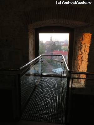 [P12] Platformă către fereastră - punct panoramic, Turnul Croitorilor, Cluj.  » foto by tata123 🔱
 - 
<span class="allrVoted glyphicon glyphicon-heart hidden" id="av590566"></span>
<a class="m-l-10 hidden" id="sv590566" onclick="voting_Foto_DelVot(,590566,3623)" role="button">șterge vot <span class="glyphicon glyphicon-remove"></span></a>
<a id="v9590566" class=" c-red"  onclick="voting_Foto_SetVot(590566)" role="button"><span class="glyphicon glyphicon-heart-empty"></span> <b>LIKE</b> = Votează poza</a> <img class="hidden"  id="f590566W9" src="/imagini/loader.gif" border="0" /><span class="AjErrMes hidden" id="e590566ErM"></span>